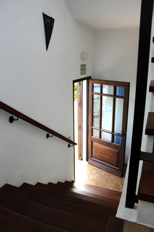 Hostal Extramuros Conil De La Frontera Exterior foto